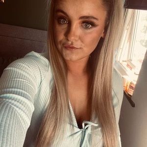 Meet your Posher, Rebecca